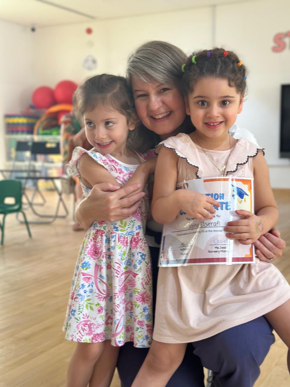 kids-nursery-near-me-remraam-graduation-moment.jpg oyful graduation moment at a kids nursery near me in Remraam, Dubai